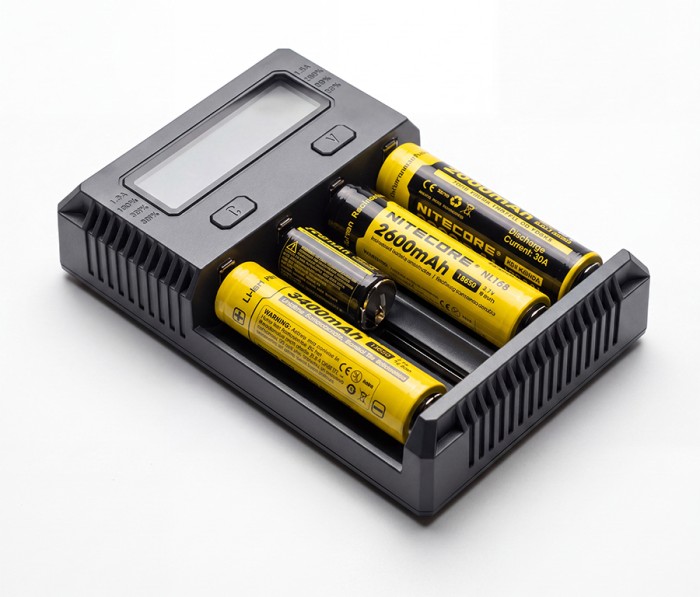 Зарядное устройство NITECORE NEW i4 на 4*АКБ типа 18650/16340